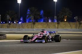 Verstappen abandonó tras colisionar por la rotura de un neumático en plena recta y hamilton se pasó de. Locura En Sakhir George Russell Humilla A Valtteri Bottas Pero Mercedes La Pifia Y Sergio Perez Gana La Carrera