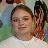 Faye Bentley's Instagram, Twitter & Facebook