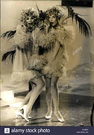 She appeared as a lead character in. Schauspielerin Mireille Darc In Stockfotos Und Bilder Kaufen Alamy