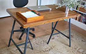 How To Make A Desk With Ikea Trestle Legs And Old Wood Flooring An Oregon Cottage Diy Craft Room Table Craft Room Tables Ikea Craft Room