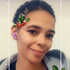 Kendra Moss's Instagram, Twitter & Facebook