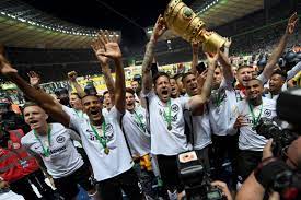 Eintracht frankfurt eintracht frankfurt eintracht frankfurt Jubel Tranen Party Eintracht Frankfurt Holt Den Dfb Pokal Augsburger Allgemeine