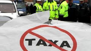 Astăzi este ultima zi în care șoferii pot merge la ghișeele agenției naționale de administrare fiscală (anaf) pentru a depune cererile pentru autoritățile restituie taxa auto de la începutul acestui an, progam care va dura până în luna decembrie, în vreme ce valoarea. Restituire Taxa Auto 31 August 2018 Ultima Zi In Care Romanii Isi Pot Cere Banii Inapoi