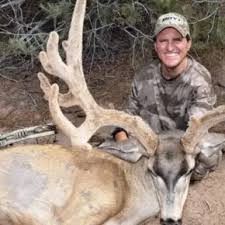 EASTON ATHLETES TALK BOWHUNTING