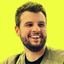 How to Create Professional Infographics for Social Media