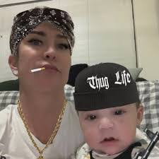 Travis Gill's Instagram, Twitter & Facebook