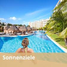 Un chef de village (marco) y un equipo. Club Med Die Freiheit Alles Zu Erleben