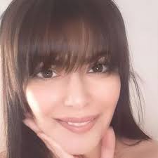 Lorena Novoa (@lolitouron)