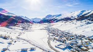 Skiing in livigno has no price, and often it has even the reduction: Livigno In Winter Chalet Livigno