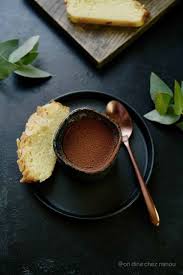 Cake A La Pate D Amande Et Creme Au Chocolat Au Lait D Amande Pate D Amande Creme Au Chocolat Dessert Facile A Faire