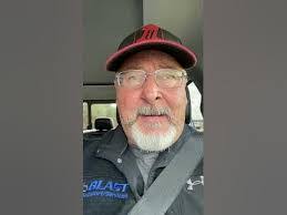 Kerry Liles's Instagram, Twitter & Facebook