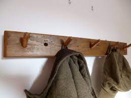 Rustic Chunky Reclaimed Pine Coat Pegs 5 Peg By Captainscraftworks 24 99 Coat Pegs Rustic Coat Rack Rustic Stocking