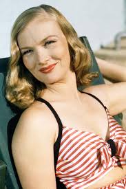 13 vintage hairstyles to be inspired by this summer