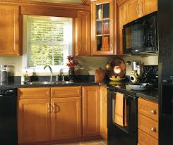 maple cabinets in traditional kitchen