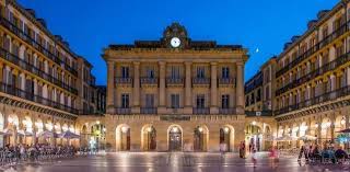 Dbus is san sebastián public bus network. Altstadt Von Donostia San Sebastian Kulturgut Baskenland Tourismus Euskadi Tourismus Im Baskenland