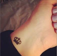Small Tattoo Ideas For Women With Cool Wrist Tattoos Crown Tattoo Design Small Crown Tattoo