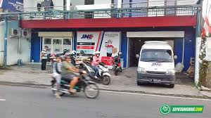 Jne kantor cabang yogyakarta jl sorogenen no 196 kalo kirim paket di sini lebih yes yakin esok sampai ada garansi uang kembali lagi yogyakarta from i15.wikimapia.org. Marak Usaha Berbasis Olshop Ribuan Paket Masuk Jne Express Kudus Tiap Hari Beta News