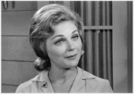 Joanna Moore as Peggy McMillan I really liked her