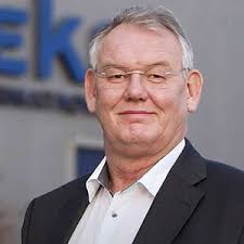 Christoph Thomas: Giesekes Kernbusiness ist unser Außendienst: imSalon.at