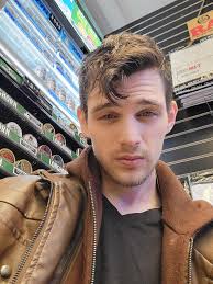 Hey, I wrote a song about moss! It is inspired by the the Moss Queen, also  called the Buschgroßmutter, and her daughters, the Moosfräuleins…