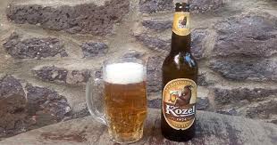 Bier wird in tschechien fast ausschließlich vom fass getrunken und zwar in einem 0,5 liter das bier wurde rasch auch über die grenzen tschechiens berühmt und fand entsprechend auch viele. Tschechisches Bier Das Weltweit Beste Bier Welovebier De