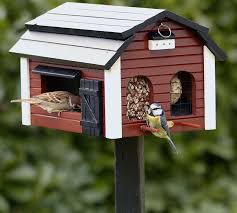 Vogelhaus Futterscheune Braun Wg220 Vogel Futterhaus Ohnepfosten Futter Futterhaus Vogelhauschen Vogelfutterhaus