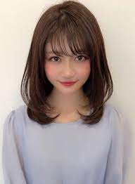 大人可愛い ひし形内巻きレイヤー 髪型ミディアム ビューティーナビ ヘアスタイリング ヘアスタイル オルチャンヘア
