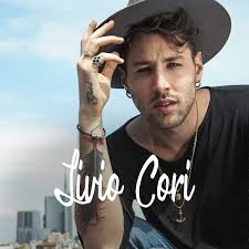 Una carriera musicale che annovera anche una parentesi cinematografica nei panni di 'o selfie nella terza e quarta stagione di gomorra (di cui ha anche firmato la colonna sonora surdat), la scelta artistica della scrittura in dialetto napoletano e poi la partecipazione all'ultima edizione di sanremo insieme a nino d'angelo con il brano un'altra luce: Emis Killa Michielin Arisa D Alessio E Tutti Gli Artisti Della Tappa Biscegliese Di Battiti Live Bisceglie24