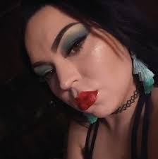 Randi Lambert's Instagram, Twitter & Facebook