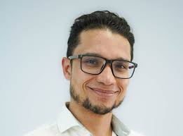 jzeledon, autor en Escuela de Ciencias de la Comunicación Colectiva