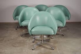 Mid Century Vinyl Rolling Swivel Dining Chairs Set Of 6 On Chairish Com Swivel Dining Chairs Chair Dining Chairs
