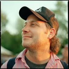 Richard Laviolette's Instagram, Twitter & Facebook