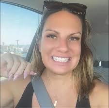 Karen Kinsey's Instagram, Twitter & Facebook