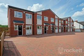 The accommodation has a ground floor bedroom with private bathroom, modern kitchen, rear. Houses To Rent In Stoke On Trent St4 Staffordshire