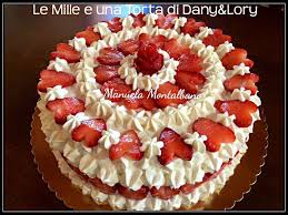 Torta Con Crema Chantilly E Cuore Di Fragole Con E Senza Bimby Ricetta Ricette Fragole Dolci