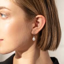 Gold Petal Earrings 2025