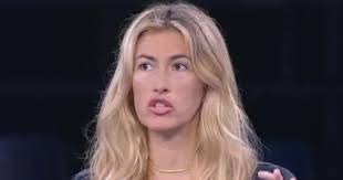 La rabbia di annalisa chirico si condensa in un tweet. Annalisa Chirico