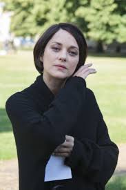 Marion cotillard doesn't do blockbusters very often. Marion Cotillard On The Set Of Assassins Creed 15 Gotceleb