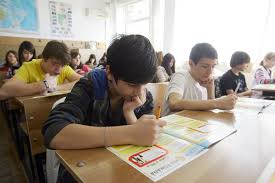 Pentru că sfârșitul de an este. Zile Libere 2019 Elevii Vor Avea O Zi In Plus LiberÄƒ In Noiembrie FaÈ›Äƒ De Calendarul Normal