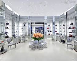 Resultat De Recherche D Images Pour Magasin Maroquinerie De Luxe Shop Interior Design Shop Interior Retail Design