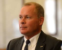 Kevin Holmquist's Instagram, Twitter & Facebook