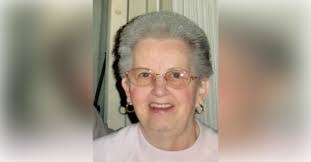 Julie Condon's Instagram, Twitter & Facebook