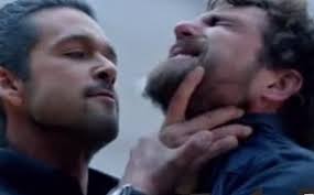 Apocalipse': Benjamin é preso e condenado à morte em praça pública