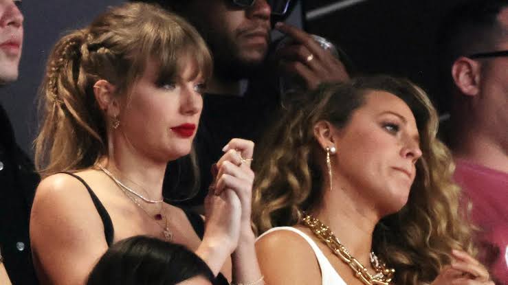La insólita decisión de Blake Lively y Ryan Reynolds por la boda de Taylor Swift con Travis Kelce | TN