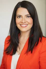 Jaclyn Arthur's Instagram, Twitter & Facebook