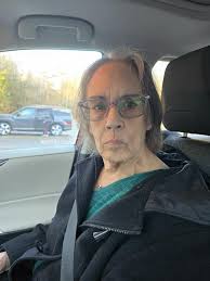 PLEASE SHARE: SPD NEEDS YOUR HELP LOCATING A RUNAWAY JUVENILE The  Shreveport Police Department is asking for the public's assistance in  locating 16-year-old runaway My'Lasia Barnum. Barnum was last seen leaving  her