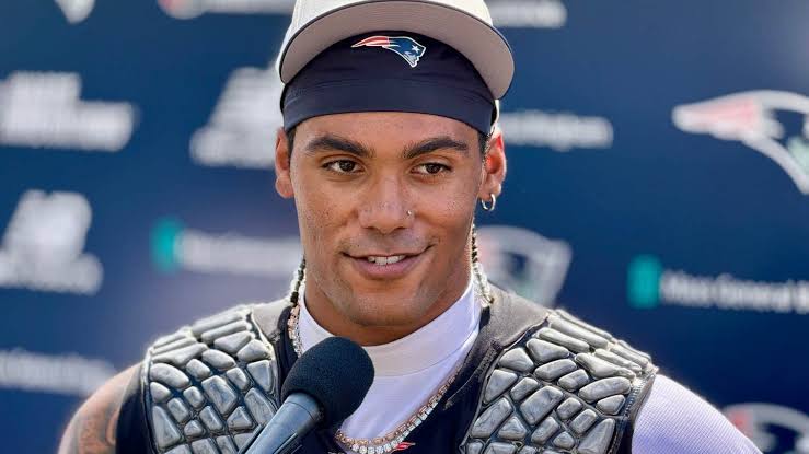 Christian Gonzalez reacts to his draft class getting paid - 98.5 The Sports  Hub - Boston's Home For Sports