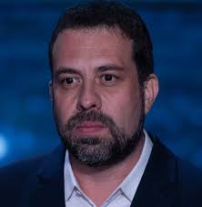 Boulos cancela caminhadas em SP por causa da chuva