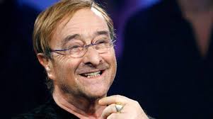 A mio parere il migliore di lucio dalla, a dimostrazione l'ottimo posizionamento in classifica, e tra l'altro uno dei migliori album della musica italiana. Lucio Dalla Beppe D Onghia Cosi Ho Riscritto Le Sue Canzoni Cosa Fare Ilrestodelcarlino It