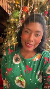 Santa bb✨ #fyp #hoodchristmascarols #trendingsound #christmaswishlist  #blackgirltiktok @princesstylia Killin it🫶🏾